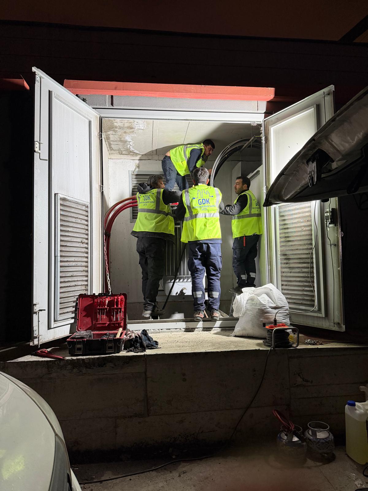 Gece trafo köşkü çalışması — GDK Elektrik